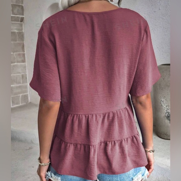 NEW Ruffle Hem Blouse - Picture 3 of 6